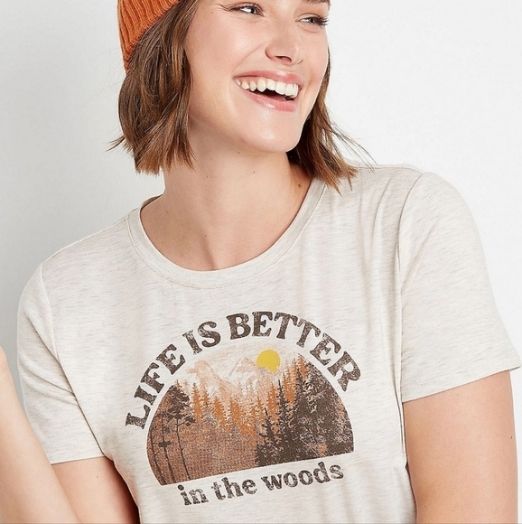 Life is Better in the Woods Graphic tee - Picture 1 of 6